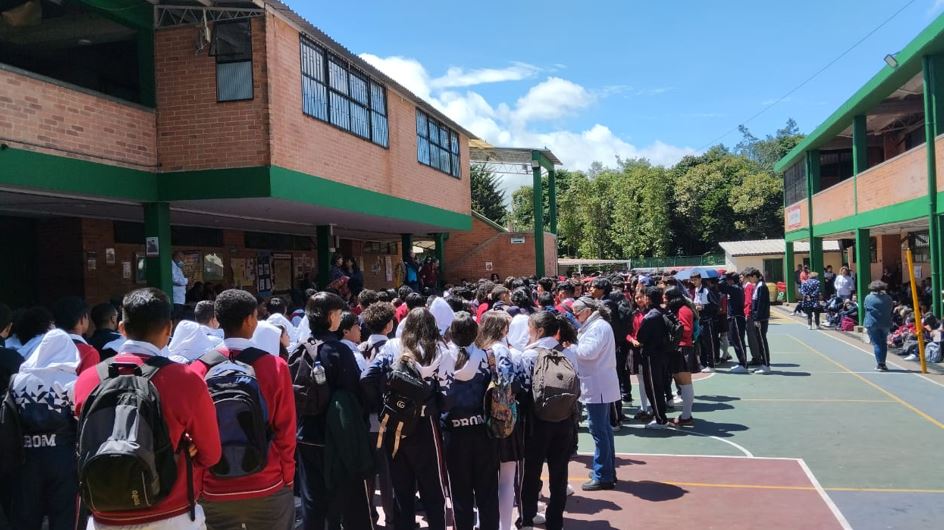 Un Lamentable Incidente en el Colegio Nueva Colombia: Reflexiones sobre la Seguridad en la Comunidad Escolar